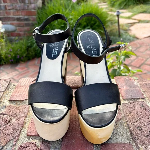 Luxurious Chanel Colorblock Leather Platforms 37 Authentic Damaged - Picture 3 of 13